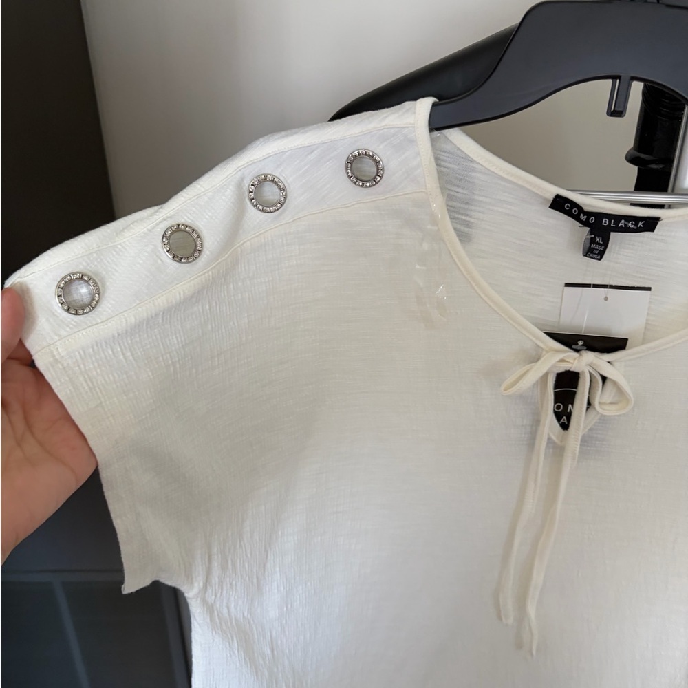 Women's bundle mustard and white Tshirts new with tag xl - Picture 3 of 9